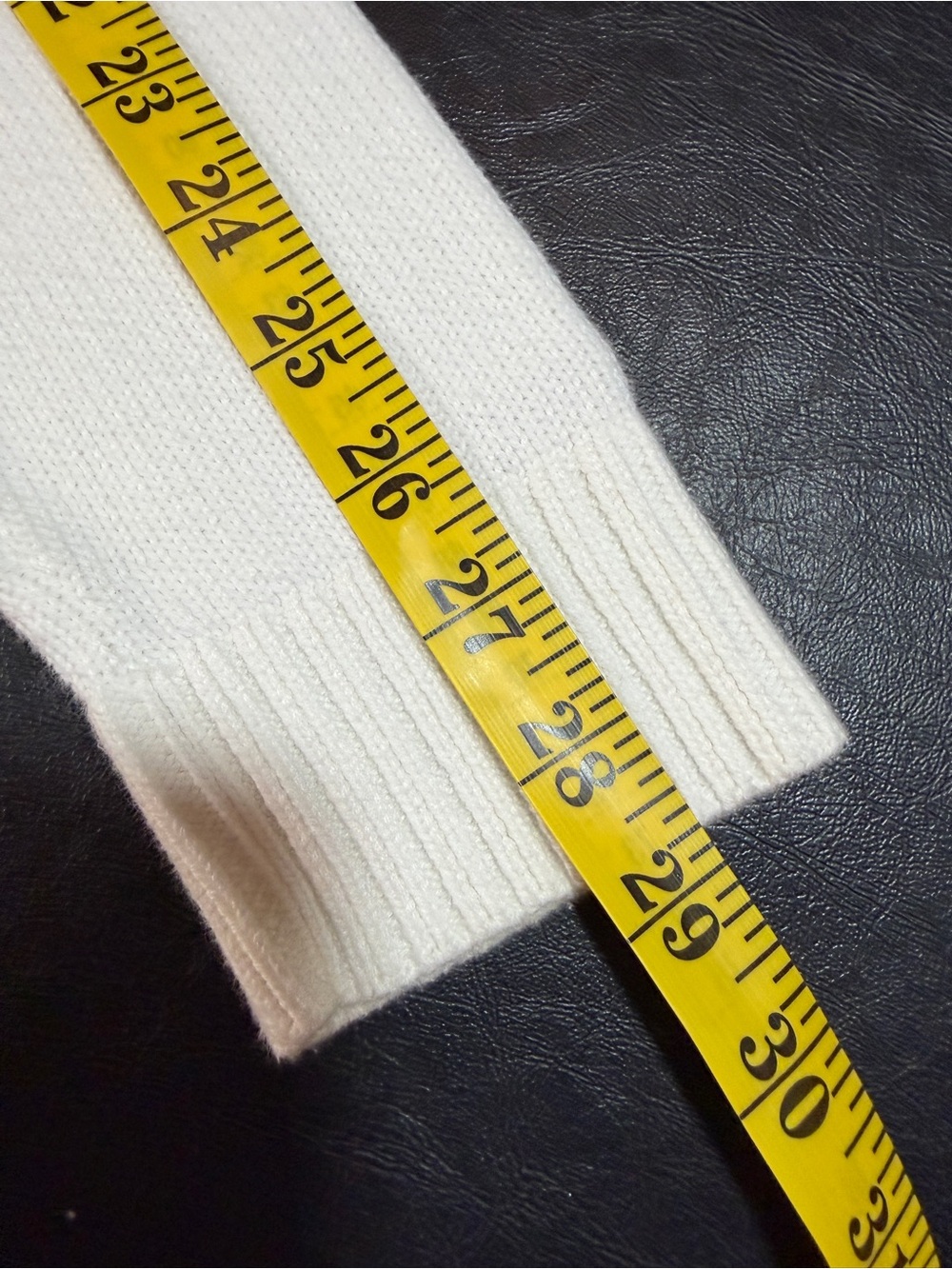 Tommy Hilfiger White Crewneck Sweater with Red & Navy Block - Picture 11 of 13